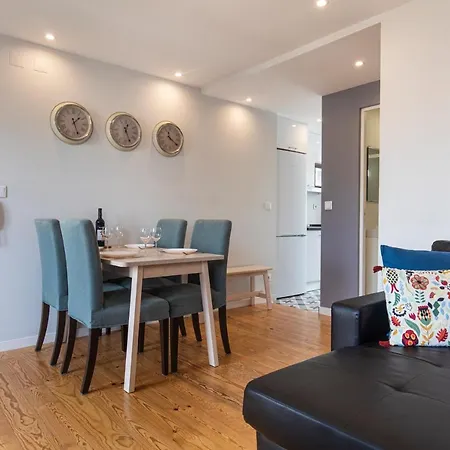 Graceful 2bdr Duplex By Lovelystay Lisboa