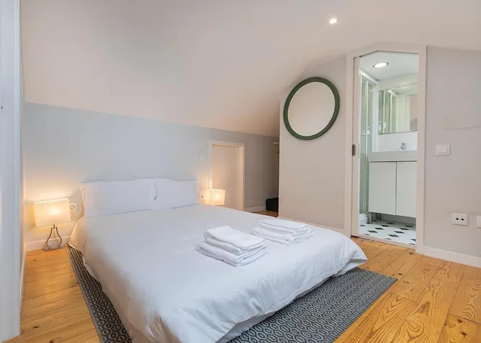 Graceful 2bdr Duplex By Lovelystay * Lisboa