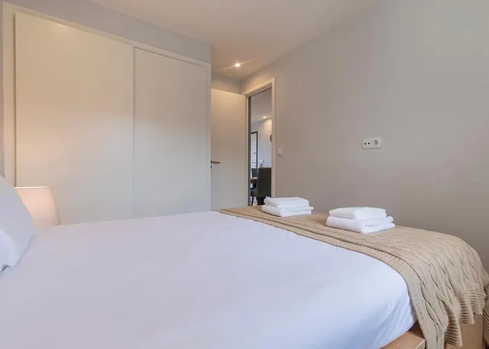 Graceful 2bdr Duplex By Lovelystay Διαμέρισμα *